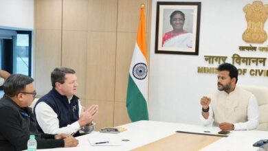 Photo of इंडिगो पर सरकार सख्त, उड़ानों में 10 फीसदी की कटौती, रिफंड, लगेज और यात्री सुविधा को लेकर सख्त आदेश