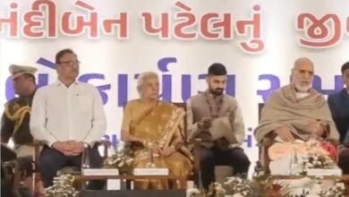 Photo of अमित शाह ने आनंदीबेन पटेल की पुस्तक ‘चुनौतियां मुझे पसंद हैं’ के गुजराती संस्करण का विमोचन किया