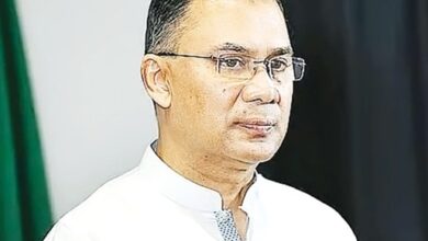 Photo of खालिदा जिया के बेटे तारिक पत्नी और बेटी के साथ 17 साल बाद लंदन से कल लौट रहे हैं बांग्लादेश