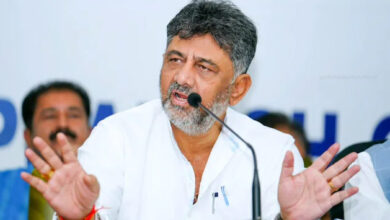 Photo of राजनीतिक बदले की भावना से गांधी परिवार को बनाया जा रहा निशाना: डीके शिवकुमार