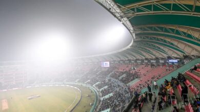 Photo of 17 दिसंबर का अजीब संयोग: 24 साल बाद फिर कोहरे की भेंट चढ़ा मैच