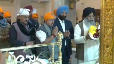 Photo of भाजपा के कार्यकारी अध्यक्ष नितिन नबीन ने बंगला साहिब गुरुद्वारा में टेका मत्था
