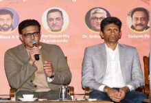 Photo of नवनियुक्त केएससीए अध्यक्ष वेंकटेश प्रसाद ने चिन्नास्वामी में आईपीएल व अंतरराष्ट्रीय क्रिकेट की वापसी का किया वादा