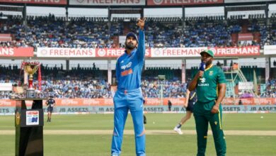 Photo of दूसरे वनडे में स्लो ओवर रेट के चलते भारतीय टीम पर 10 प्रतिशत जुर्माना