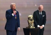 Photo of डोनाल्ड ट्रंप को पहला फीफा शांति पुरस्कार, फुटबाल विश्वकप ड्रॉ के दौरान सम्मानित