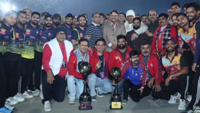 Photo of बीएचआर वेटरन वर्ग का चैंपियन, अवध हास्पिटल व जेबी ग्रुप फाइनल में