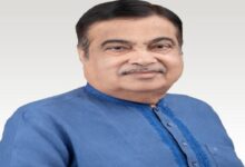 Photo of गडकरी, योगी सहित कई नेताओं ने जनरल विपिन रावत को दी श्रद्धांजलि