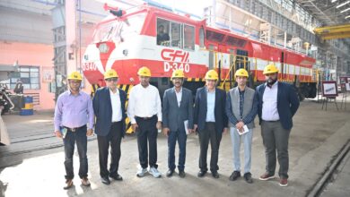 Photo of मोजाम्बिक रेलवे प्रतिनिधिमंडल ने बरेका का किया दौरा, लोकोमोटिव को और बेहतर बनाने पर विमर्श
