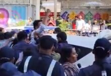 Photo of अहमदाबाद एयरपोर्ट पर अब तक 66 फ्लाइट रद्द, एनएसयूआई–यूथ कांग्रेस ने किया विरोध