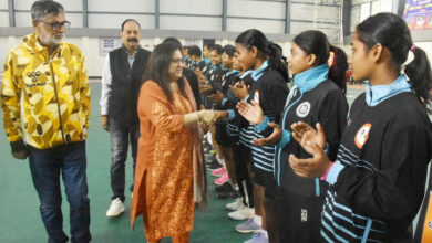 Photo of उत्तर प्रदेश की महिला टीम की धमाकेदार शुरुआत, पश्चिम बंगाल को 32-21 से हराया