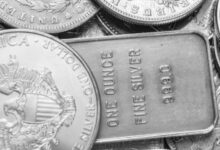 Photo of सर्राफा बाजार में चांदी की घटी चमक