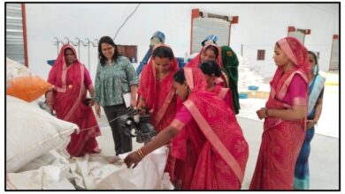 Photo of गो सेवा से लखपति बन गईं झांसी की प्रवेश कुमारी