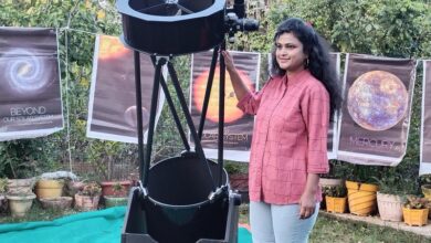 Photo of आज सूरज के सबसे पास पहुंच रही पृथ्‍वी, आसमान में सुपरमून जैसा दिखेगा पूर्णिमा का चांद