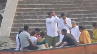 Photo of पुणे में दो नदियों के संगम में उपमुख्यमंत्री अजीत पवार की अस्थियां विसर्जित