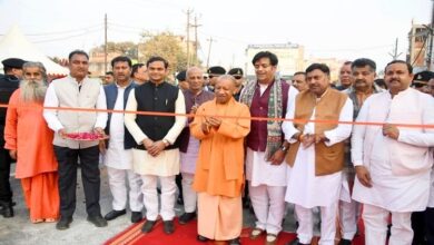 Photo of यूपी की नई पहचान बर्दाश्त नहीं कर पा रहे जातिवादी, परिवारवादी: सीएम योगी