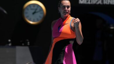 Photo of ऑस्ट्रेलियन ओपन 2026: सबालेंका ने जोविच को सीधे सेटों में हराकर सेमीफाइनल में बनाई जगह