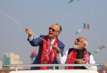 Photo of अहमदाबाद में अंतरराष्ट्रीय पतंग महोत्सव 2026 का उद्घाटन, मोदी–मर्ज ने साथ उड़ाई पतंग