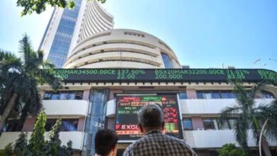 Photo of शुरुआती गिरावट के बाद शेयर बाजार में रिकवरी का रुख, सेंसेक्स और निफ्टी उछले