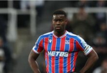 Photo of मैनचेस्टर सिटी ने क्रिस्टल पैलेस के डिफेंडर मार्क गुएही के साथ किया करार