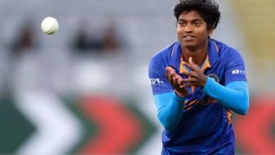 Photo of पूजा वस्त्राकर हैमस्ट्रिंग इंजरी के कारण दो हफ्ते के लिए क्रिकेट से हुईं दूर