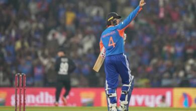 Photo of बल्लेबाज़ी के बाद गेंदबाज़ों का कहर, भारत की 48 रन से दमदार जीत