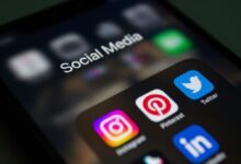 Photo of आर्थिक सर्वे में सोशल मीडिया इस्तेमाल के लिए उम्र सीमा तय करने का सुझाव