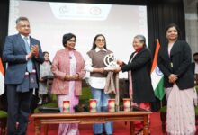 Photo of महिलाएं आज आत्मविश्वास के साथ कर रहीं नेतृत्व, समाज को दे रही हैं दिशाः रानी मुखर्जी