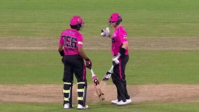 Photo of बीबीएल में गर्माया माहौल, बाबर आजम और स्टीव स्मिथ के बीच मैदान पर दिखा तनाव