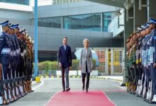 Photo of यूरोपीय आयोग की अध्यक्ष उर्सुला वॉन डेर लेयेन चार दिवसीय भारत दौरे पर दिल्ली पहुंचीं, मुक्त व्यापार और रक्षा सौदे पर लगेगी मुहर