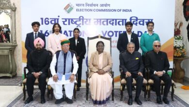 Photo of राष्ट्रपति द्रौपदी मुर्मु ने कहा- लोकतंत्र की शक्ति संख्या में नहीं, भावना की गहराई में