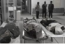 Photo of झारखंडः सड़क किनारे खड़ी हाइवा से टकराई स्कूटी, तीन युवकों की मौके पर मौत, एक अन्य घायल