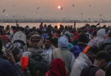 Photo of विश्व प्रसिद्ध संगम में शुभ मुहूर्त में शुरू हुआ मौन ब्रत के साथ स्नान