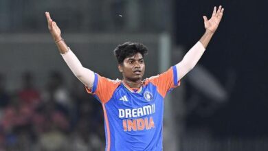 Photo of पूजा वस्त्रकार की चोट से आरसीबी को झटका, दो सप्ताह तक उपलब्ध नहीं