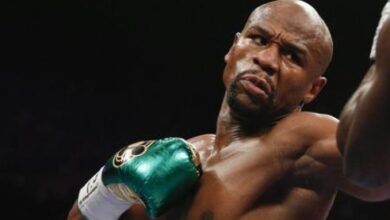 Photo of माइक टायसन के खिलाफ एग्ज़िबिशन मुकाबले के बाद संन्यास तोड़ेंगे फ्लॉयड मेवेदर