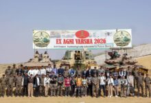 Photo of रेगिस्तानी क्षेत्र में अभ्यास ‘अग्नि वर्षा’ ने समेकित युद्ध क्षमता का प्रदर्शन किया