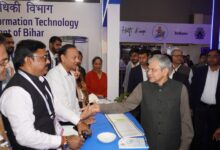 Photo of इंडिया एआई इम्पैक्ट समिट 2026 में बिहार के नवाचारों की केंद्रीय मंत्री अश्विनी वैष्णव ने की सराहना