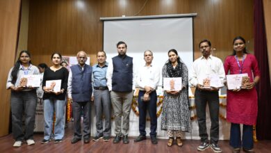 Photo of उत्तर प्रदेश राज्य संग्रहालय में 10 दिवसीय कला पाठ्यक्रम संपन्न, देशभर के प्रतिभागियों ने दिखाई प्रतिभा