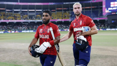 Photo of न्यूजीलैंड की सेमीफाइनल की राह मुश्किल, आखिरी ओवर में इंग्लैंड की जीत