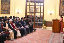 Photo of भारतीय लेखा और अन्य सेवाओं के प्रशिक्षु अधिकारियों ने राष्ट्रपति से की मुलाकात