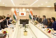 Photo of संचार राज्य मंत्री ने यूके के संसदीय अवर सचिव संग की द्विपक्षीय बैठक