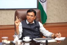 Photo of एशियाई खेल की तैयारियों की समीक्षा: मांडविया ने भारतीय खिलाड़ियों को पूर्ण समर्थन का दिया आश्वासन