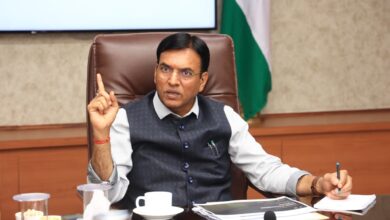 Photo of एशियाई खेल की तैयारियों की समीक्षा: मांडविया ने भारतीय खिलाड़ियों को पूर्ण समर्थन का दिया आश्वासन