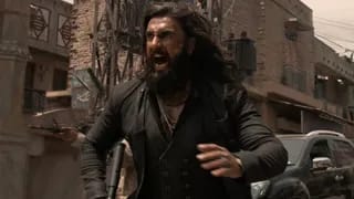 Photo of ‘धुरंधर 2’ की बॉक्स ऑफिस पर दहाड़, प्रिव्यू से बना नया रिकॉर्ड