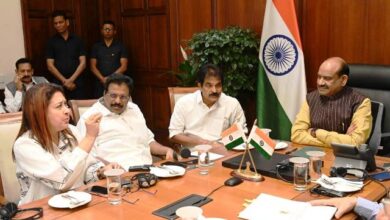 Photo of सर्वदलीय बैठक में आठ सांसदों के निलंबन को वापस लेने पर सहमति, मंगलवार को प्रश्नकाल के बाद मामला उठाया जाएगा