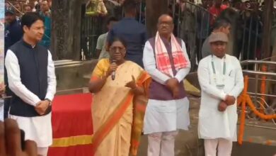 Photo of ममता सरकार के बर्ताव पर राष्ट्रपति मुर्मू ने जताई नाराजगी