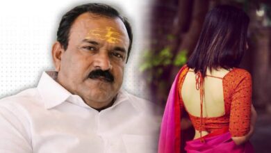 Photo of तेरा तलाक तय है…नासिक में अशोक खरात का एक और कांड, महिला को अप्सरा बताकर बनाया हवस का शिकार