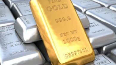 Photo of होली के पहले सस्ता हुआ सोना, चांदी ने लगाई जोरदार छलांग