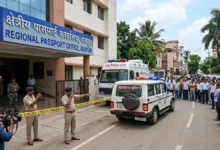 Photo of छत्तीसगढ़ : रायपुर के पासपोर्ट ऑफिस को बम से उड़ाने की मिली धमकी, जांच में नहीं मिला काेई विस्फाेटक