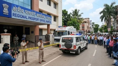 Photo of छत्तीसगढ़ : रायपुर के पासपोर्ट ऑफिस को बम से उड़ाने की मिली धमकी, जांच में नहीं मिला काेई विस्फाेटक