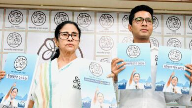 Photo of ममता ने विधानसभा चुनाव के लिए जारी किया घोषणापत्र, महिलाओं, युवाओं और किसानों के लिए कई वादे